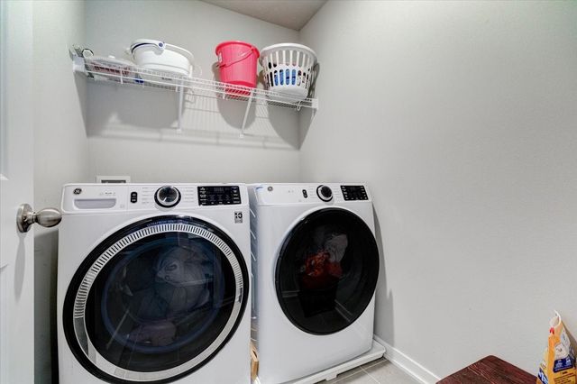 1200 12th Street SE, Bondurant, IA 50035