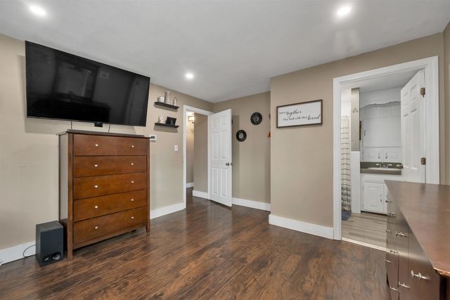 27 Cole Street, Salem, NH 03079