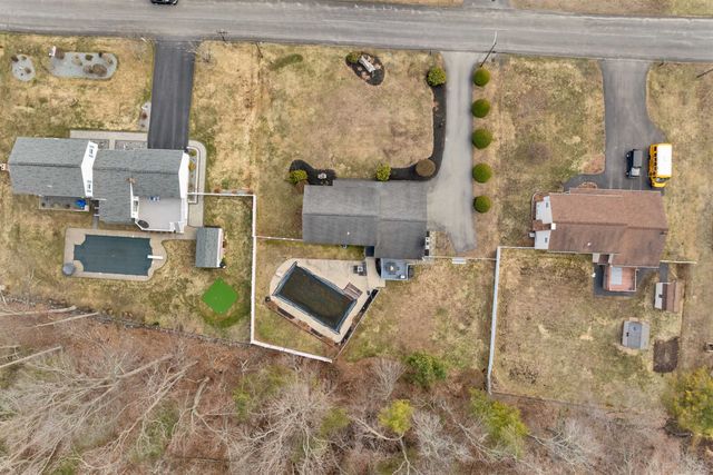 27 Cole Street, Salem, NH 03079