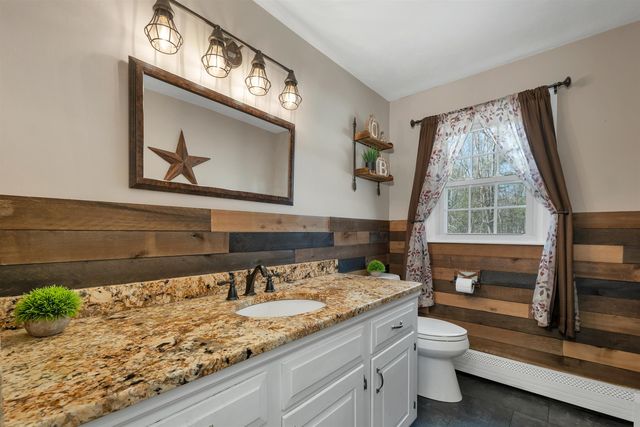 27 Cole Street, Salem, NH 03079