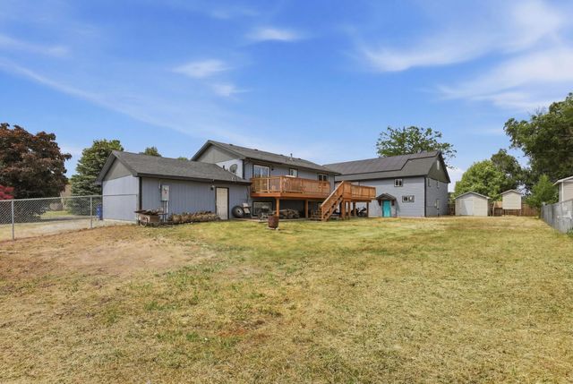 25421 E Joseph Ave, Newman Lake, WA 99025