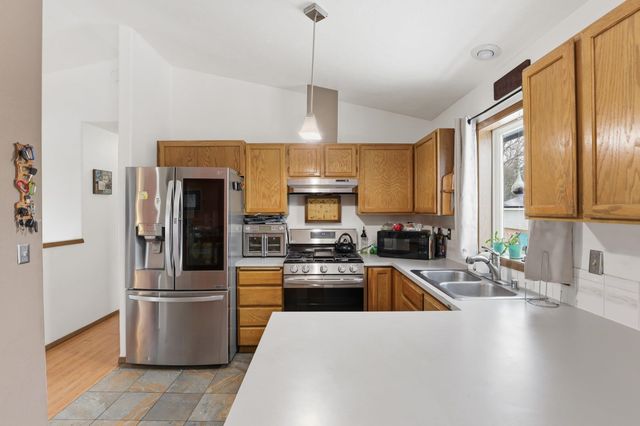 25421 E Joseph Ave, Newman Lake, WA 99025