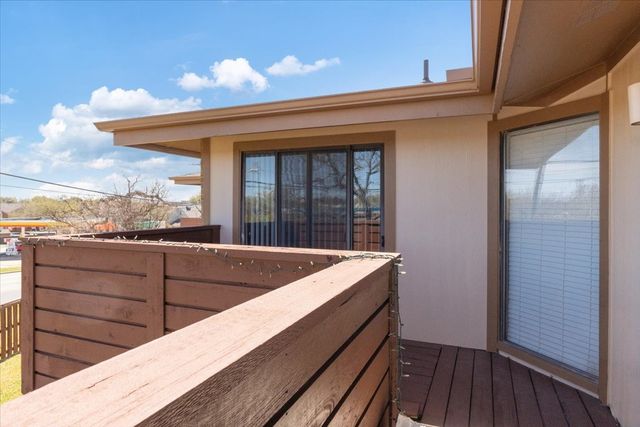 7 Dewberry Court, Bedford, TX 76021