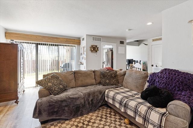 7 Dewberry Court, Bedford, TX 76021