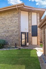 7 Dewberry Court, Bedford, TX 76021