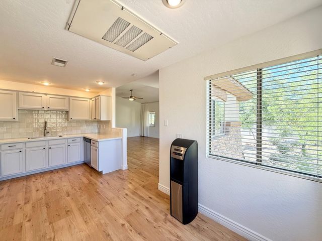 16801 N 94th Street 2008, Scottsdale, AZ 85260