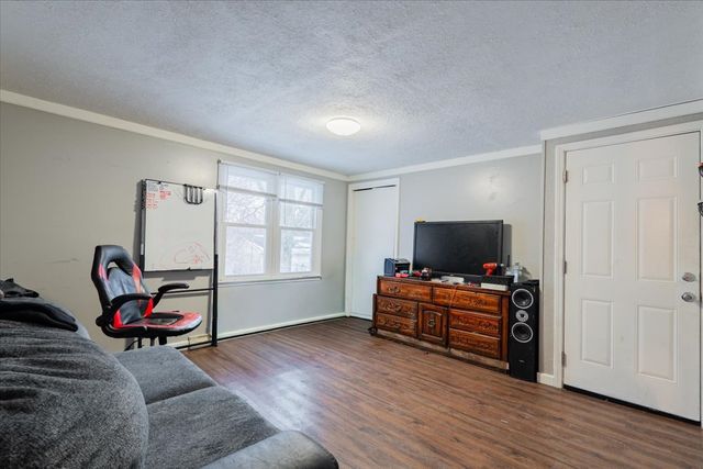 1003 W Jackson Street, Bloomington, IL 61701