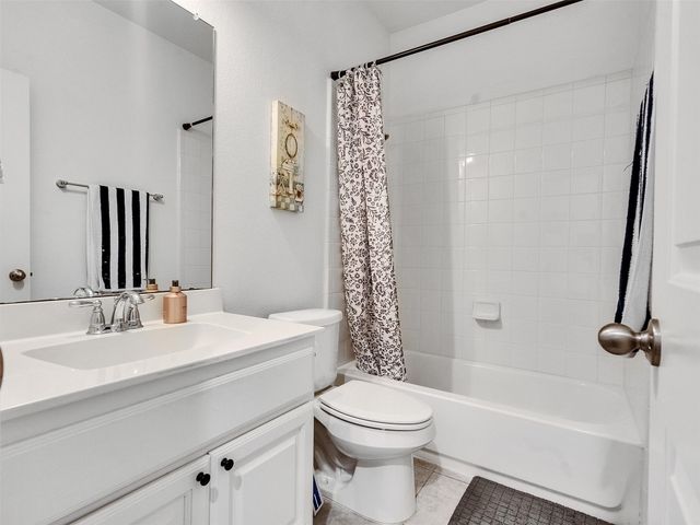 7739 Collina Landing Trail, Richmond, TX 77407