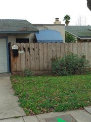 2312 St James Pl, Modesto, CA 95350