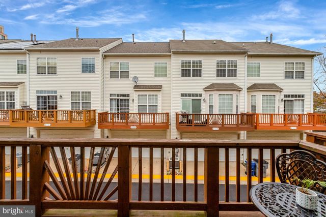 2342 HUNTINGTON STATION CT, Alexandria, VA 22303