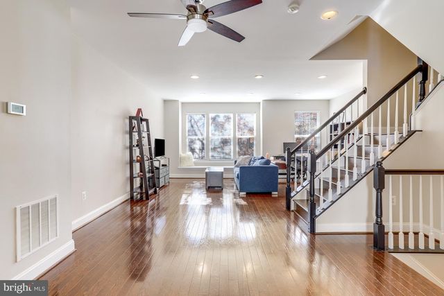 2342 HUNTINGTON STATION CT, Alexandria, VA 22303