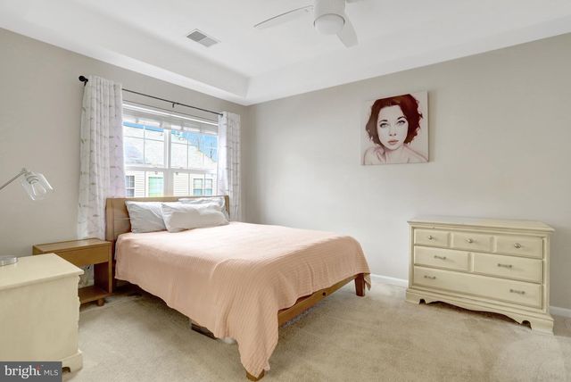 2342 HUNTINGTON STATION CT, Alexandria, VA 22303