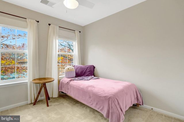 2342 HUNTINGTON STATION CT, Alexandria, VA 22303