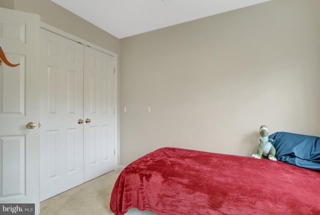 2342 HUNTINGTON STATION CT, Alexandria, VA 22303