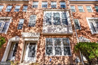 2342 HUNTINGTON STATION CT, Alexandria, VA 22303