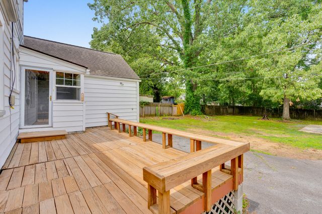125 Melrose Drive, Chattanooga, TN 37421