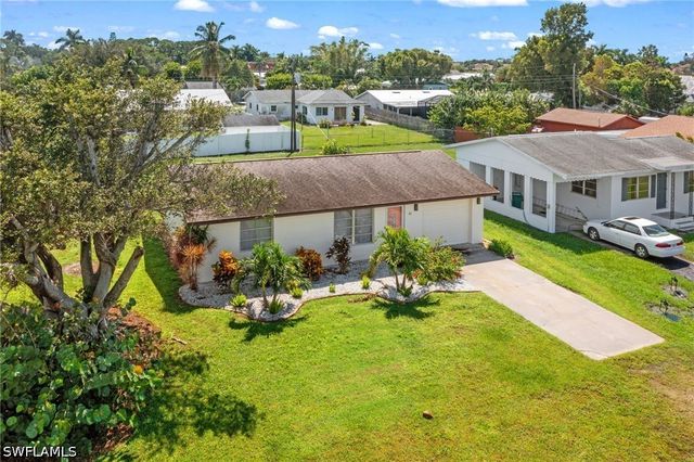 22 3rd ST, Bonita Springs, FL 34134
