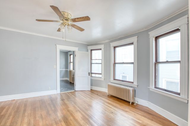 226 Ledgeside Avenue 228, Waterbury, CT 06708