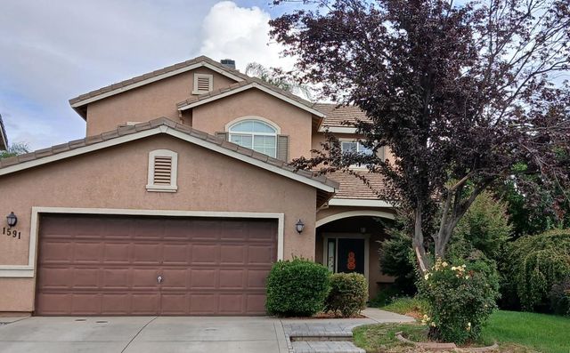 1591 Rich Dr, Yuba City, CA 95993