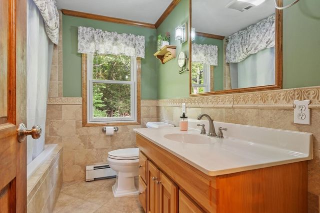 132 Main St., Holden, MA 01520