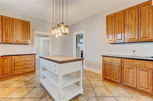 710 S Main Street, Reidsville, NC 27320