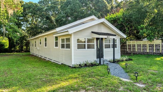 1821 W CHASE STREET, Lakeland, FL 33815