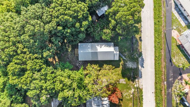 1821 W CHASE STREET, Lakeland, FL 33815
