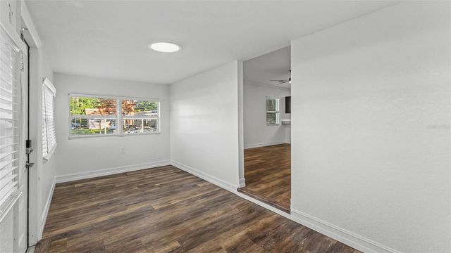 1821 W CHASE STREET, Lakeland, FL 33815