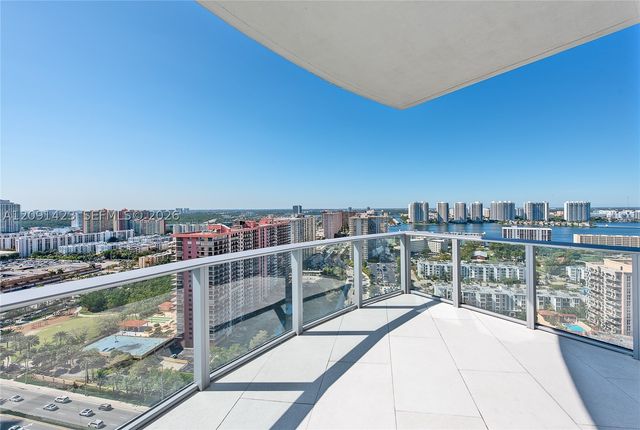 17475 Collins Ave 2003, Sunny Isles Beach, FL 33160