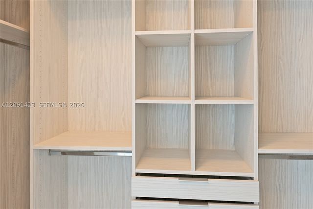 17475 Collins Ave 2003, Sunny Isles Beach, FL 33160