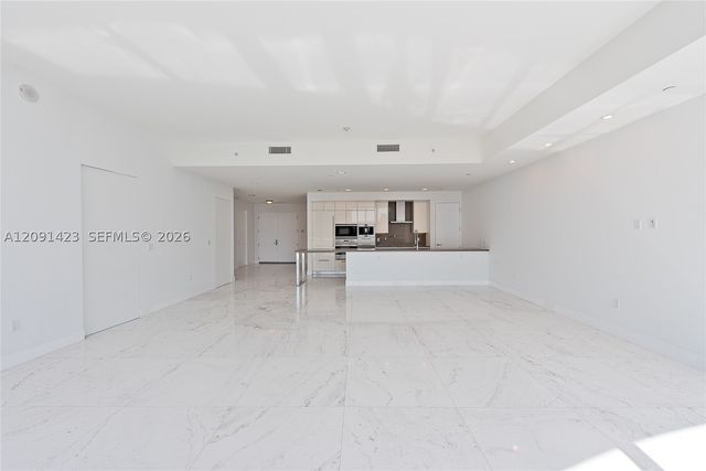 17475 Collins Ave 2003, Sunny Isles Beach, FL 33160
