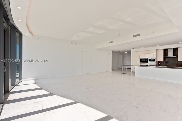 17475 Collins Ave 2003, Sunny Isles Beach, FL 33160