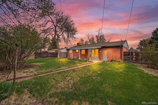 141 S Reed Street, Lakewood, CO 80226