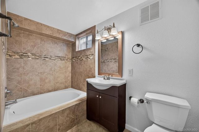 141 S Reed Street, Lakewood, CO 80226