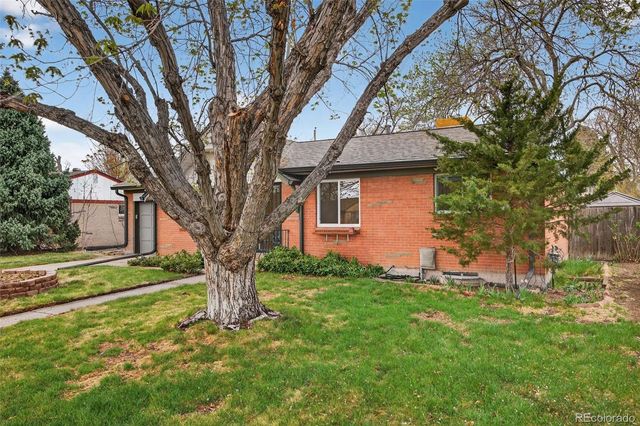 141 S Reed Street, Lakewood, CO 80226