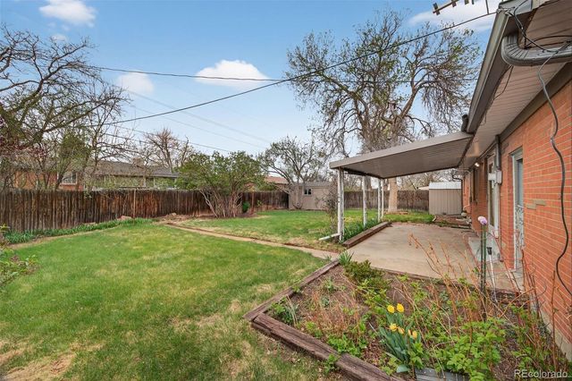 141 S Reed Street, Lakewood, CO 80226