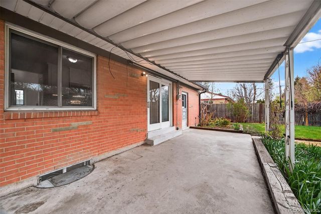 141 S Reed Street, Lakewood, CO 80226