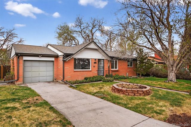 141 S Reed Street, Lakewood, CO 80226