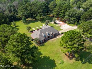 104 Rocking Chair Road, Canton, MS 39046