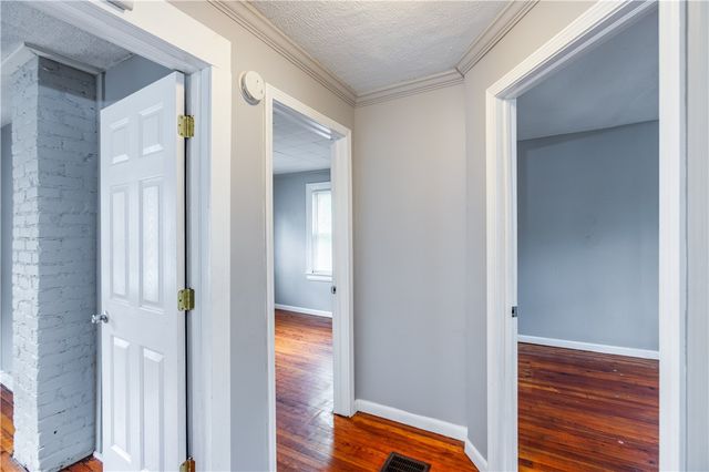 393 Brooks Avenue, Rochester, NY 14619
