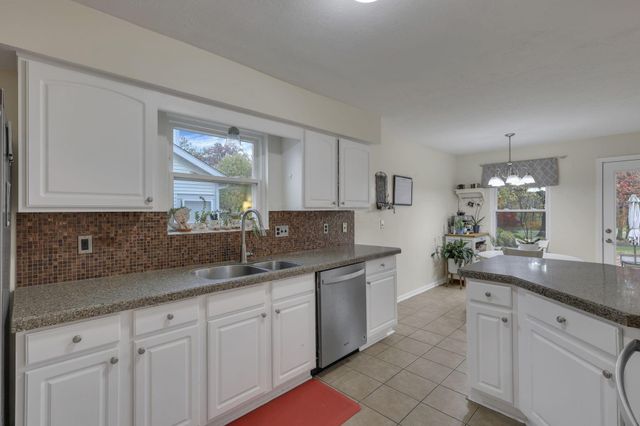 389 Inverness Avenue, Delaware, OH 43015