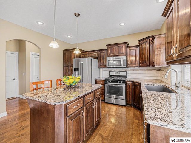 13608 S 43rd Street, Bellevue, NE 68123