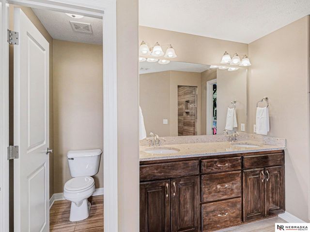 13608 S 43rd Street, Bellevue, NE 68123