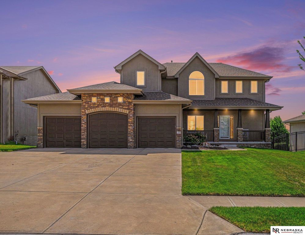 13608 S 43rd Street, Bellevue, NE 68123