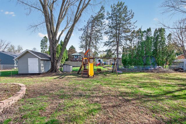 1800 Florence Street, White Bear Lake, MN 55110