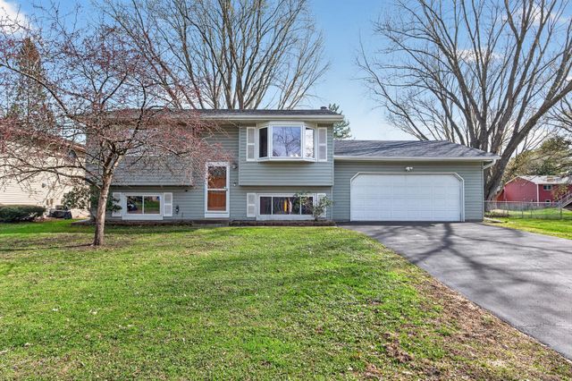 1800 Florence Street, White Bear Lake, MN 55110