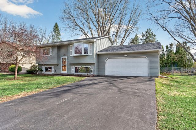 1800 Florence Street, White Bear Lake, MN 55110