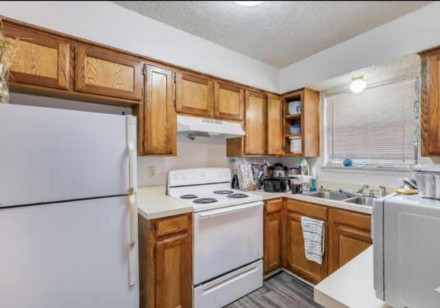 518 Jordan Lane, Arlington, TX 76012