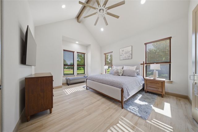 958 Cedar Mills Road, Gordonville, TX 76245
