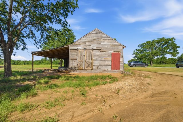 958 Cedar Mills Road, Gordonville, TX 76245